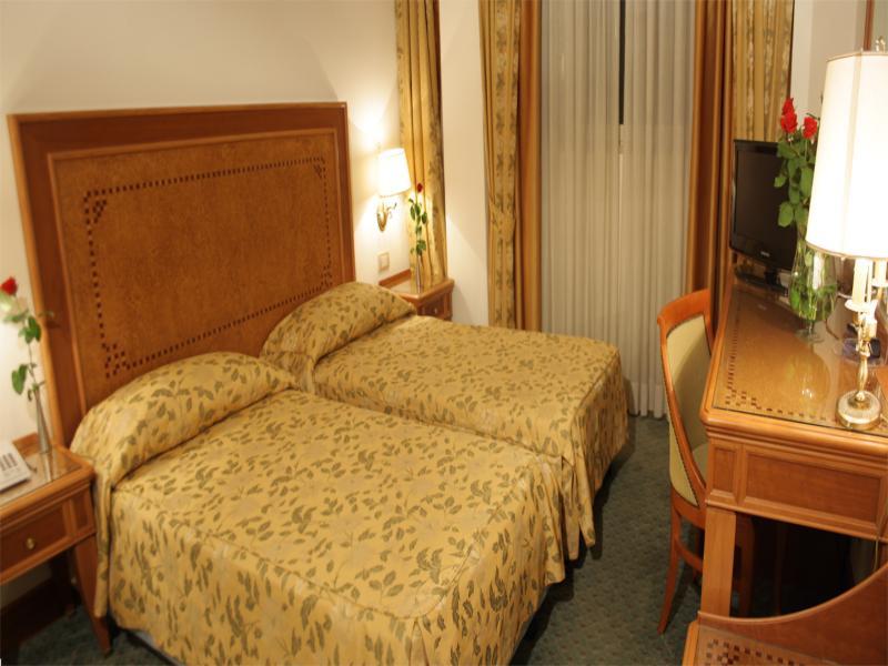 Sunrise Hotel 로마 외부 사진