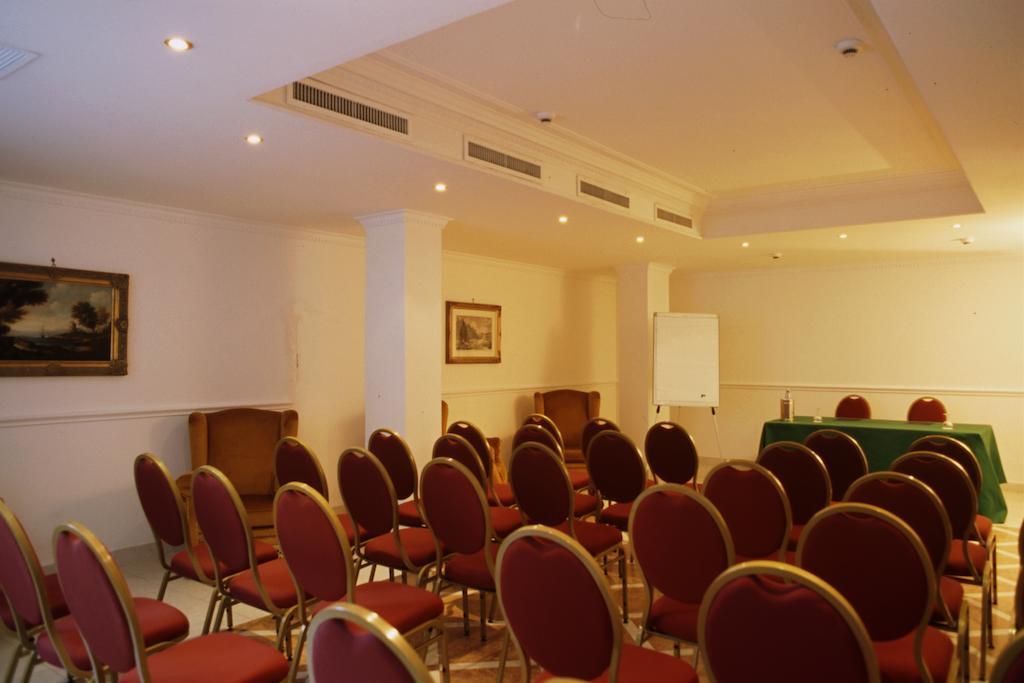 Sunrise Hotel 로마 시설 사진